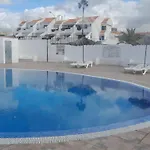 Playa Montana Amarlla,pools,wifi アパート *
