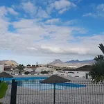 Playa Montana Amarlla,pools,wifi アパート *